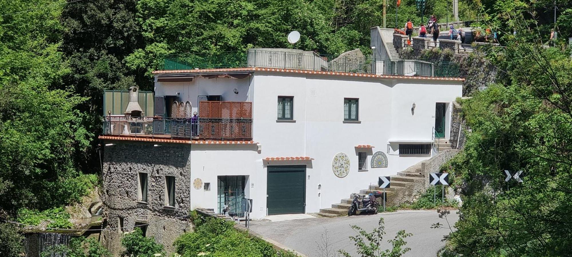 Casa Vacanze O'Mulin Ravello Via Fiume 2 Incrocio Pontone Ngoại thất bức ảnh